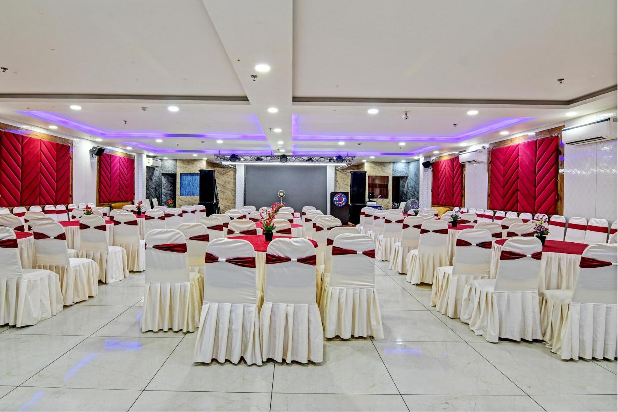 Hotel Townhouse The Grand Touch & The Royal Touch Digha  Exteriér fotografie