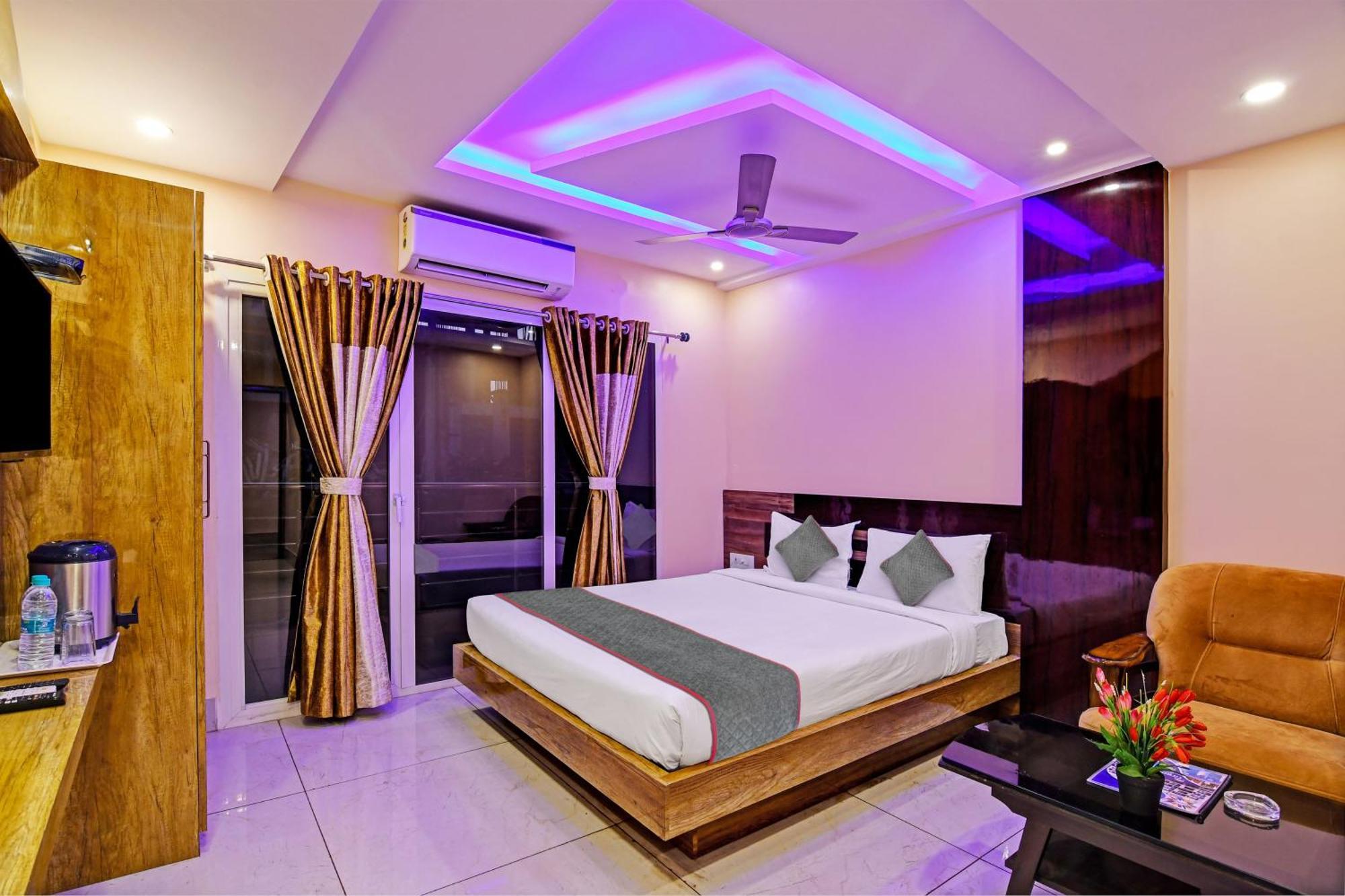 Hotel Townhouse The Grand Touch & The Royal Touch Digha  Exteriér fotografie