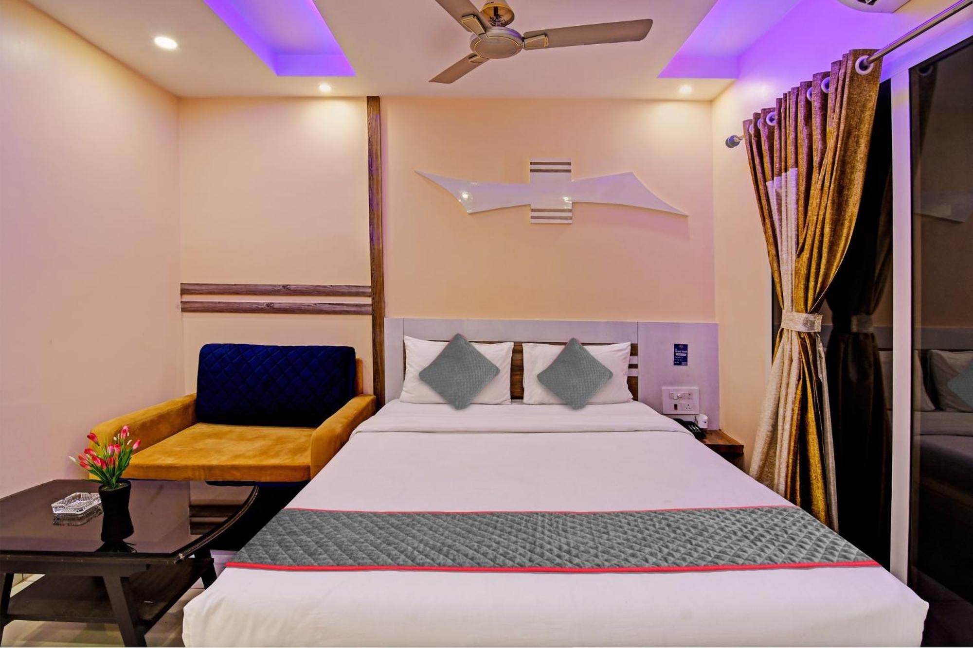 Hotel Townhouse The Grand Touch & The Royal Touch Digha  Exteriér fotografie