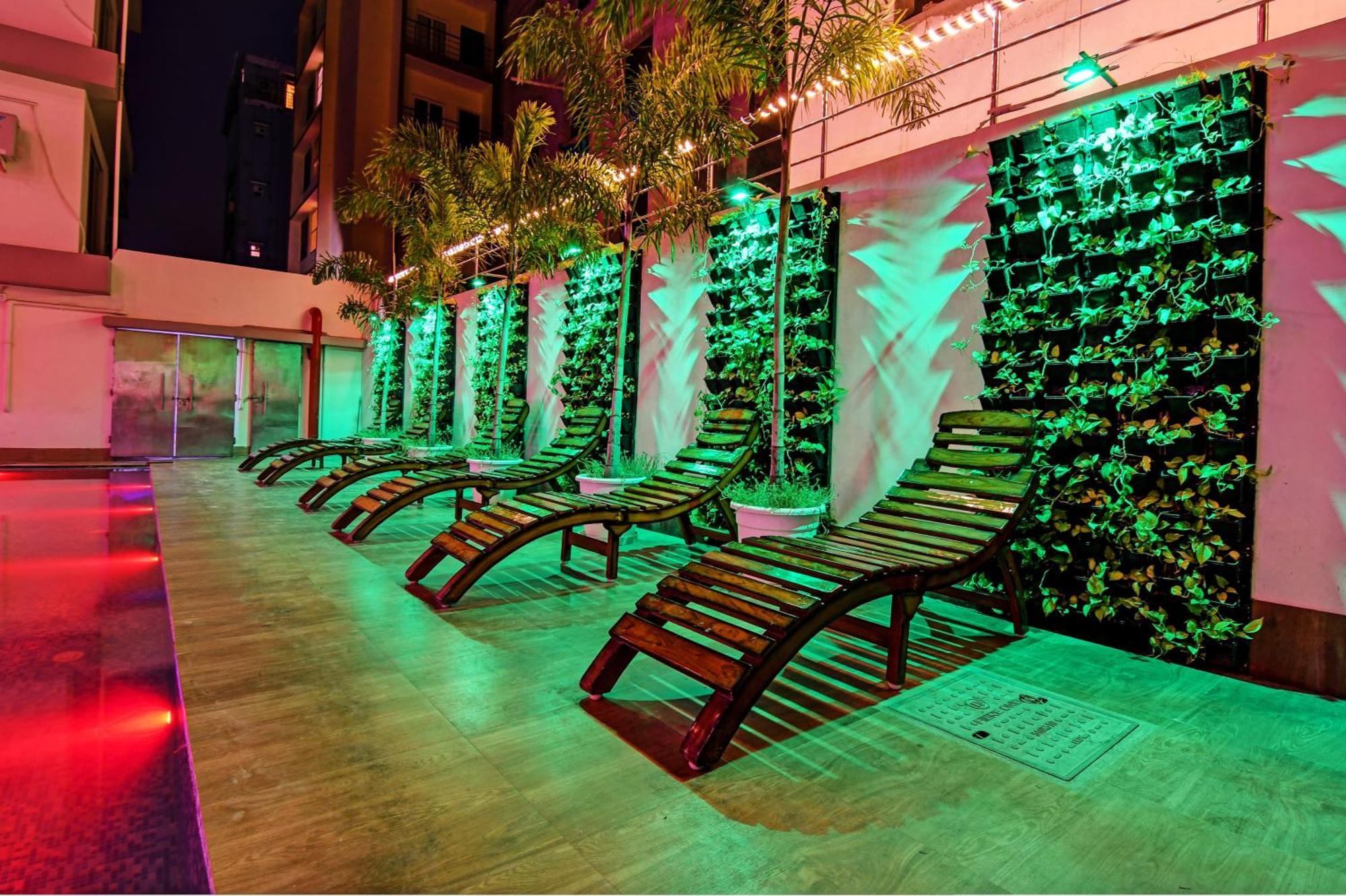 Hotel Townhouse The Grand Touch & The Royal Touch Digha  Exteriér fotografie
